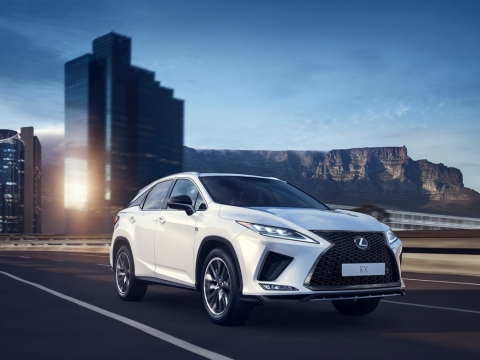 Lexus RX 300 và RX 350: Lựa chọn hoàn hảo cho trải nghiệm lái xe tại Sài Gòn