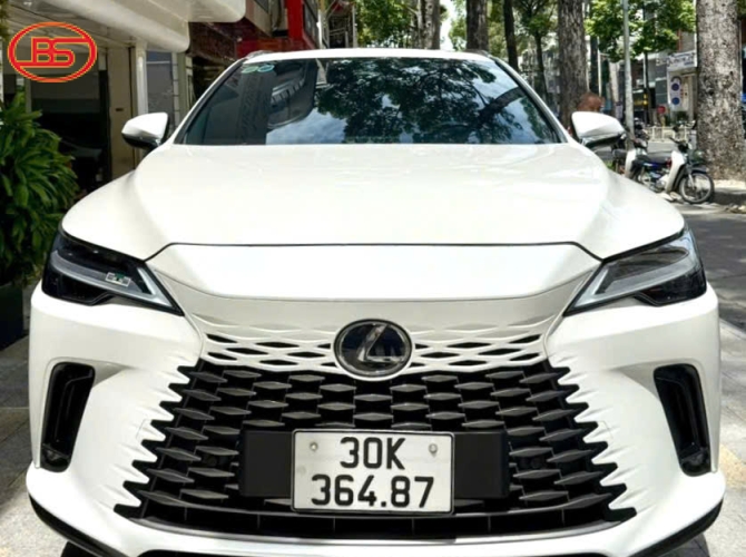 RX350 Trắng 2023 lướt 7.000km