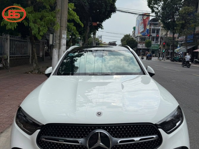 Siêu phẩm hot GLC 300 2023