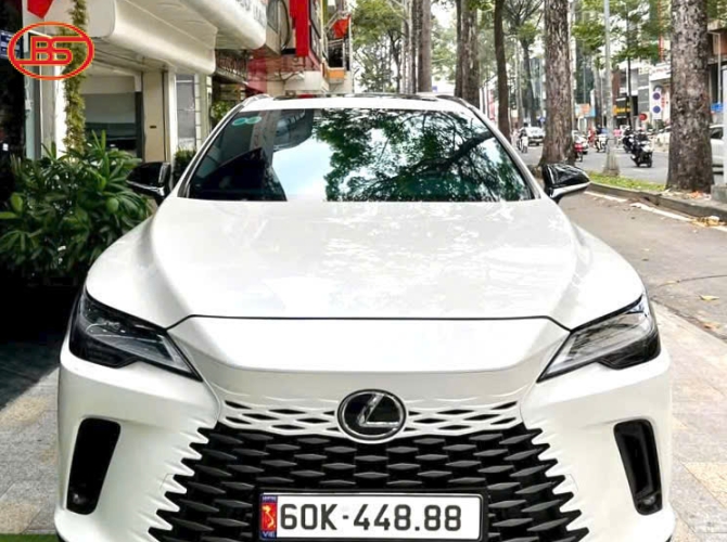 Siêu phẩm cập bến  RX350 premium 13.000km  xe đẹp như mới