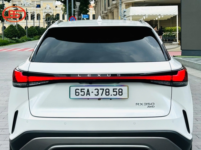Siêu phẩm RX350 pre 2022 ĐKLĐ 2023 lướt 28.000km