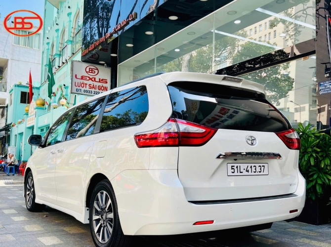 Toyota Sienna Limited 2018 đúng 61.000 km 
