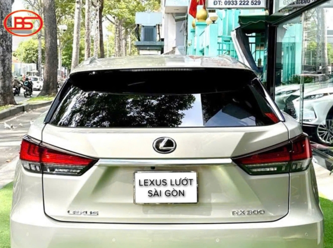 Lexus RX300 2020 vàng be với odo 78.000km
