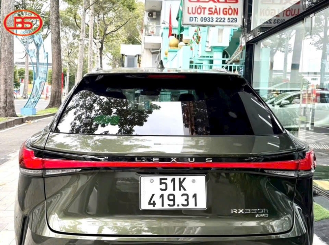 Lexus RX350H 2025 mới như đập thùng