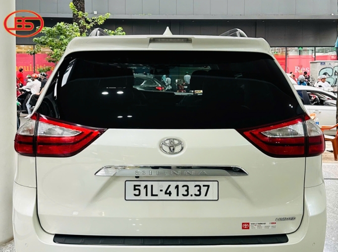 Toyota Sienna Limited 2018 đúng 61.000 km 
