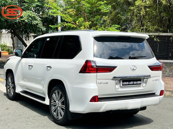 Siêu phẩm LX570 2015 lướt 59.000km