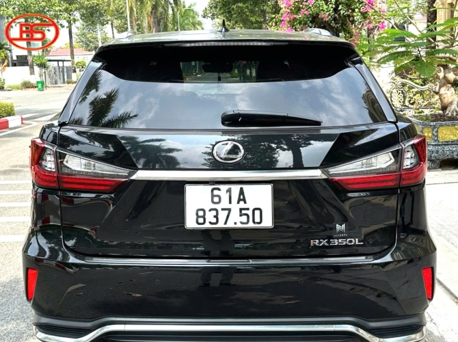 Siêu phẩm RX350L 2018 nhập mỹ cập bến Lexus Lướt SG