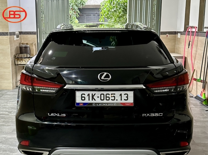 Lexus RX300 2020 đen nội thất nâu