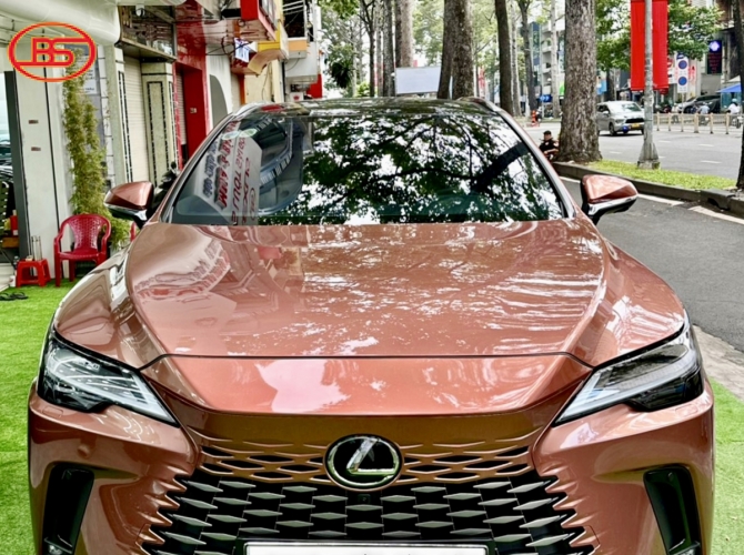 RX350(sản xuất 2023) bản Luxury siêu lướt 2700KM.
