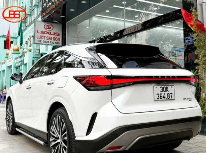 RX350 Trắng 2023 lướt 7.000km
