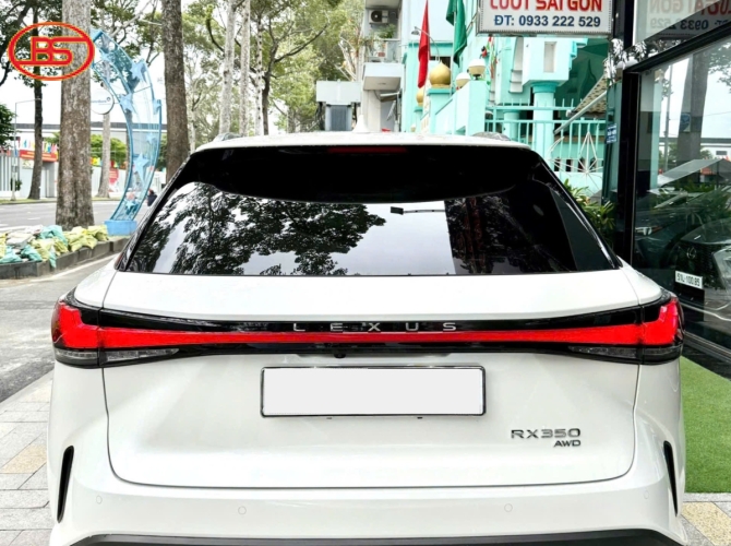 Lexus RX350 premium 2023 odo 44.000km