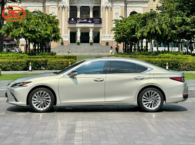 ES250 ( Sản xuất 2023) siêu lướt  1300km