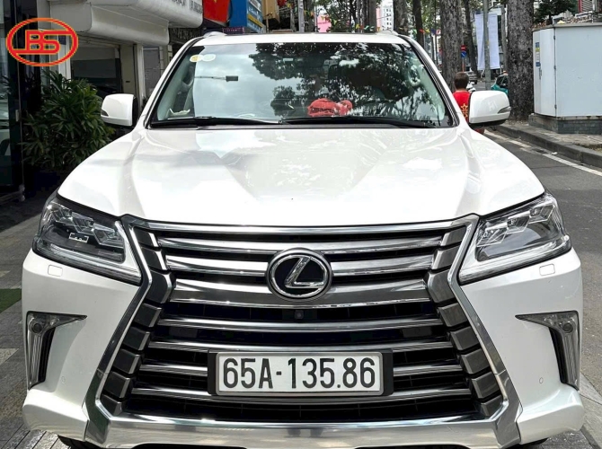 Lexus LX570 2017 1 chủ từ đầu lướt 109.000km