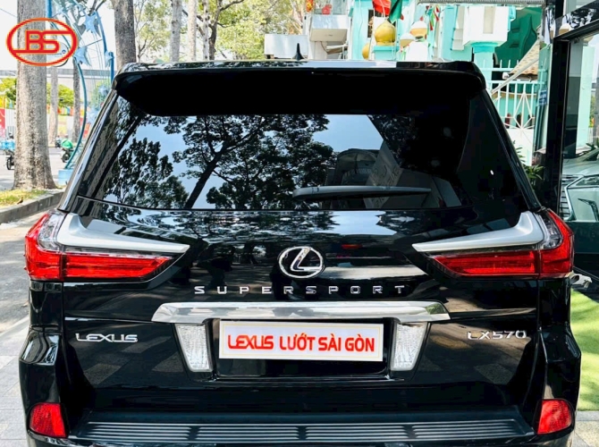 Siêu phẩm LX570 đen nhập mỹ 100.000miles