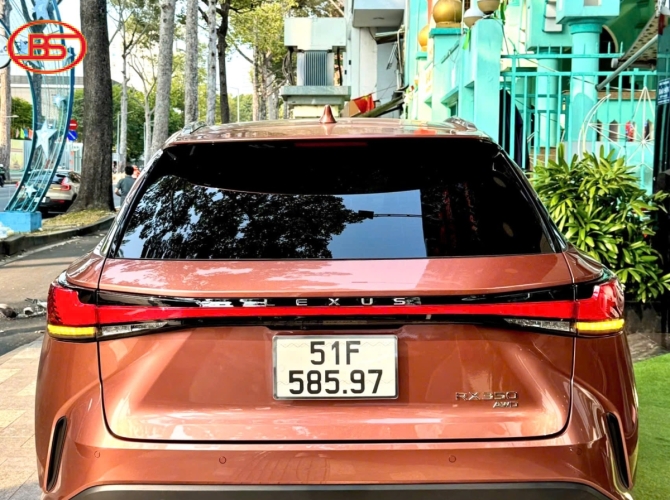 Lexus RX350 premium 2023 odo chỉ 14.000km