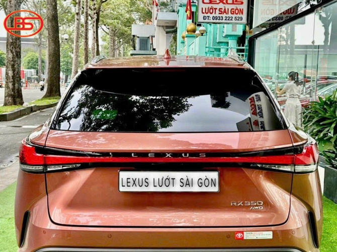 Siêu phẩm RX350 2023 luxury với odo 36.000km 