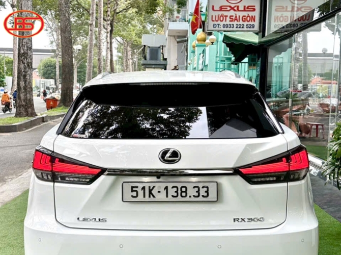 RX350 BẢN PREMIUM SX2023 ĐK2024 odo 1906km