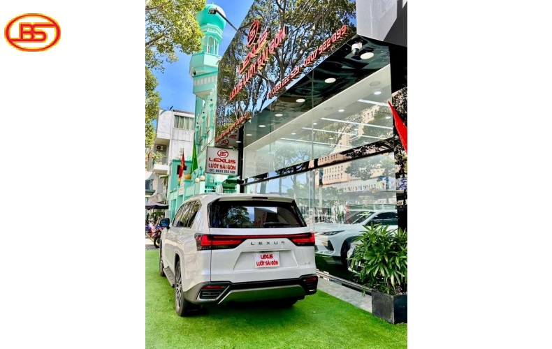 Lx600 ( sản xuất 2023) bản VIP mới 100%
