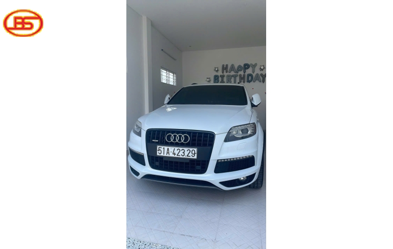 Audi Q7 2012 vừa cập bến