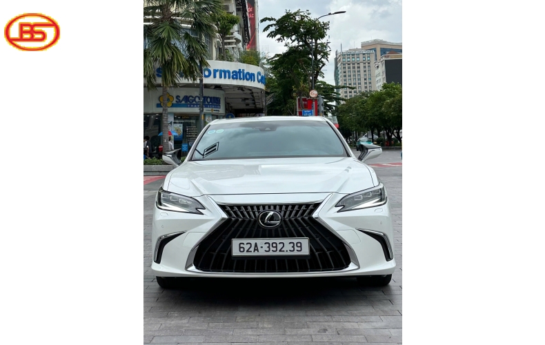 Lexus ES250 2022 siêu lướt 5.000km như mới