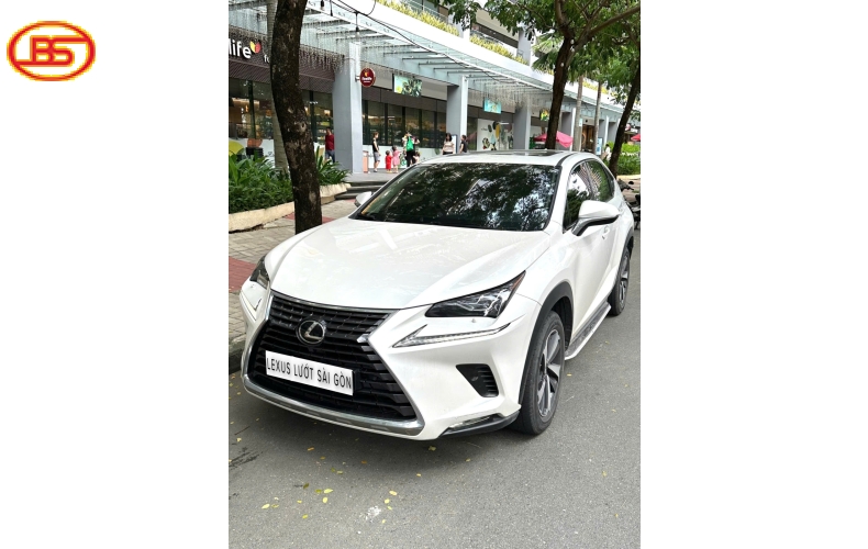 Lexus NX300 2019 odo 30.000km quá mới