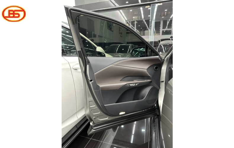 RX 350 Premium odo 23 ngàn km