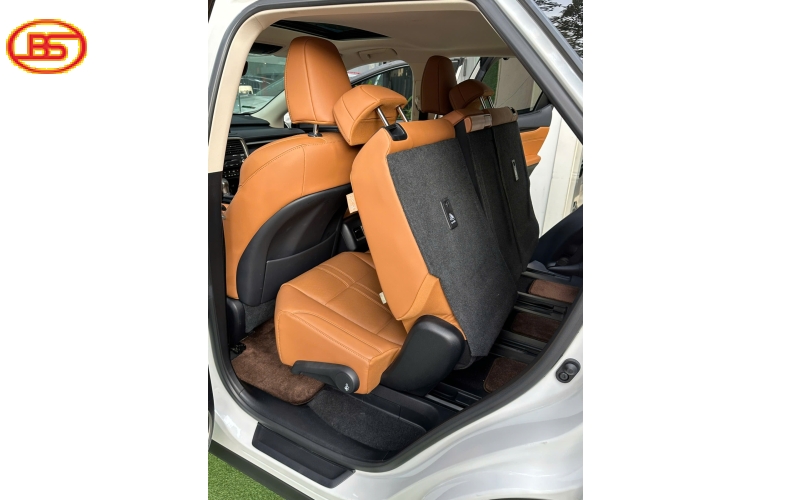 Siêu phẩm siêu lướt RX350L 10.000km 