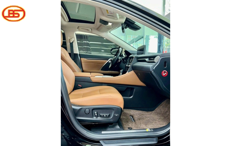 Lexus RX300 2020 đen nội thất nâu