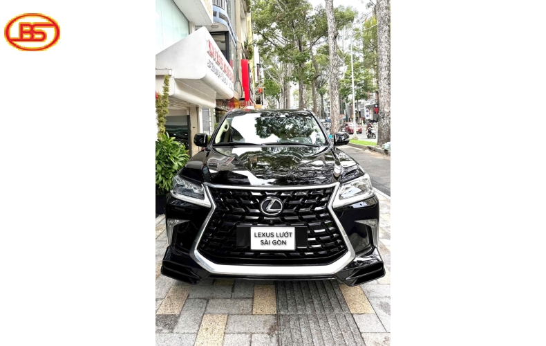 Siêu phẩm LX570 2015 đen 64.000km