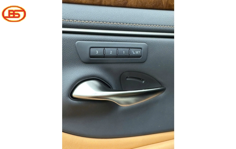 Lexus ES250 2022 vàng cát siêu lướt 12.000km 