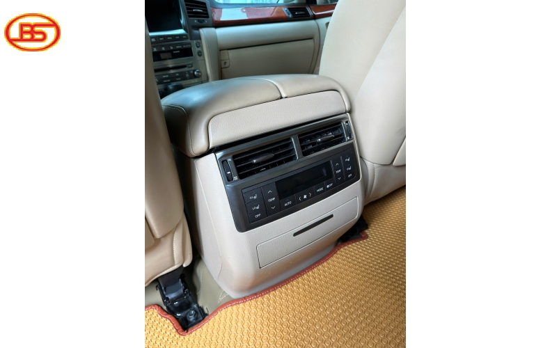 Lexus LX570 2008 lên from 2014 70.000km