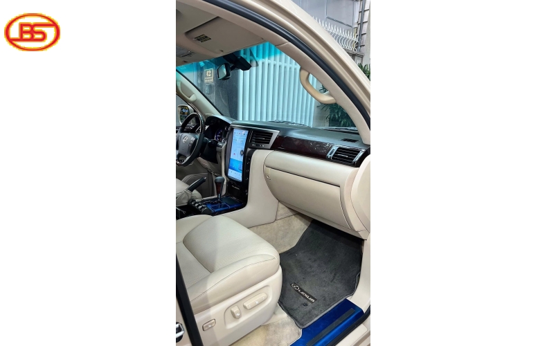 Siêu phẩm hot LX570 2009