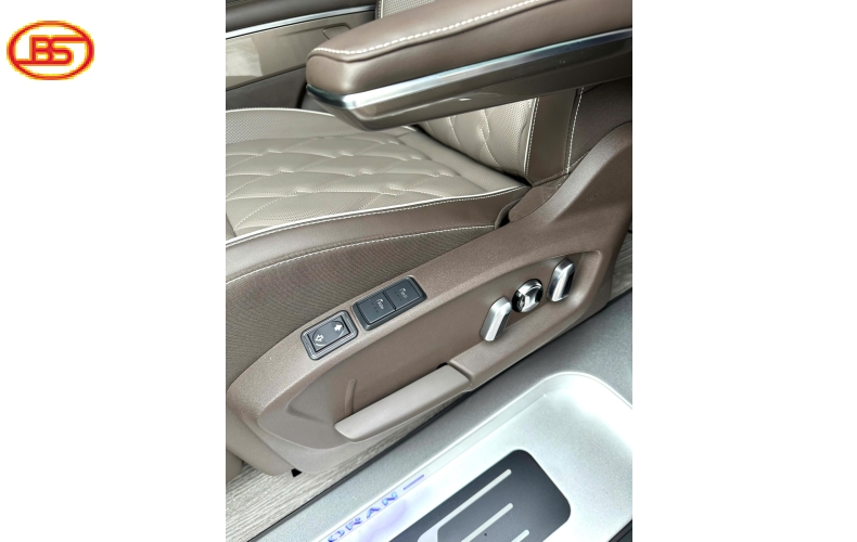 VOLKSWAGEN VILORAN 2024 odo 13.000km