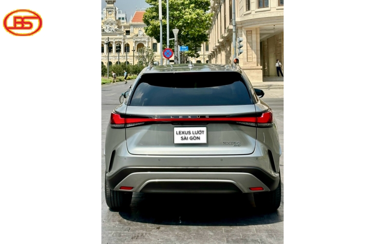 RX 350 Premium odo 23 ngàn km