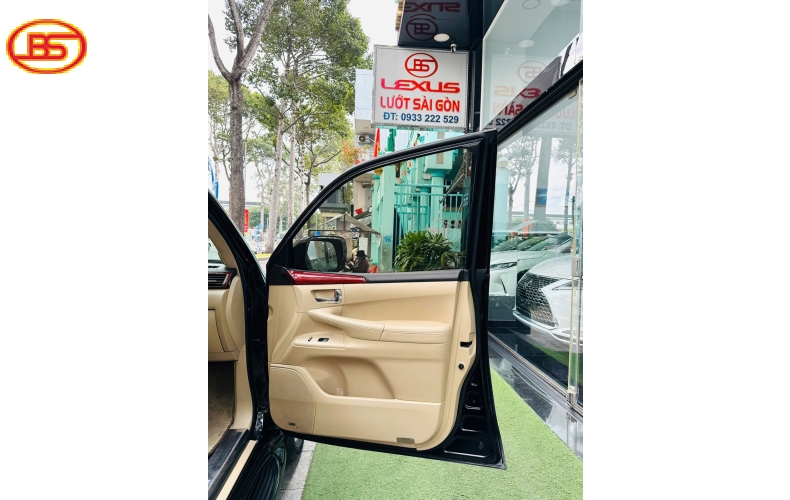 Lexus LX570 2010 odo 8 vạn miles nhập Mỹ