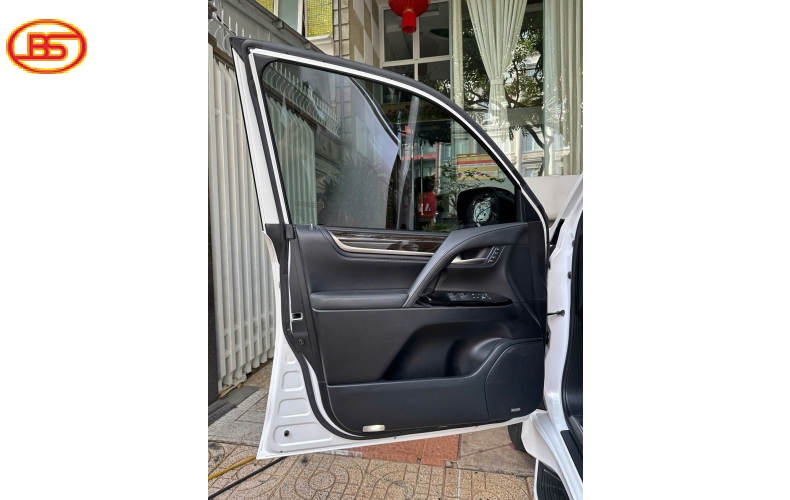LX570 nhập Mỹ 2019 siêu lướt 36.000km