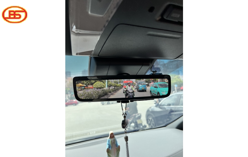 LM350 (Sản xuất 2022) - siêu lướt chỉ 2 ngàn km. 