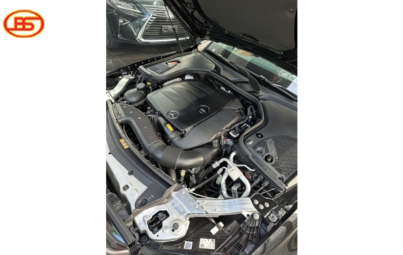 Mercedes-Benz E300 SX2023 XE MỚI 100%