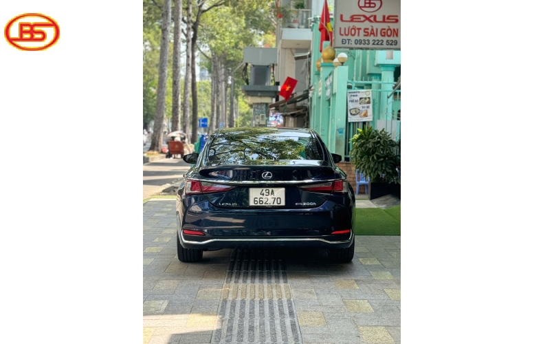 Siêu phẩm ES300h 2021 blue