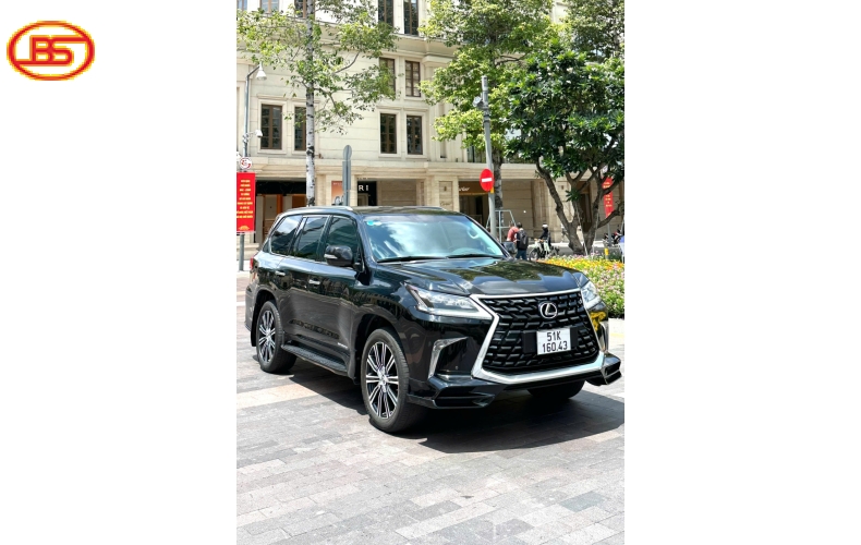 Siêu phẩm LX570 2015 đen 64.000km