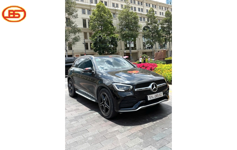 Siêu Phẩm MERCEDES-BEN GLC300 4MATIC 2021