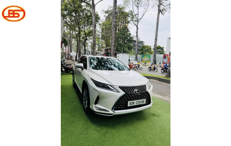 Siêu phẩm đón tết RX350 model 2022 lướt 12.000km
