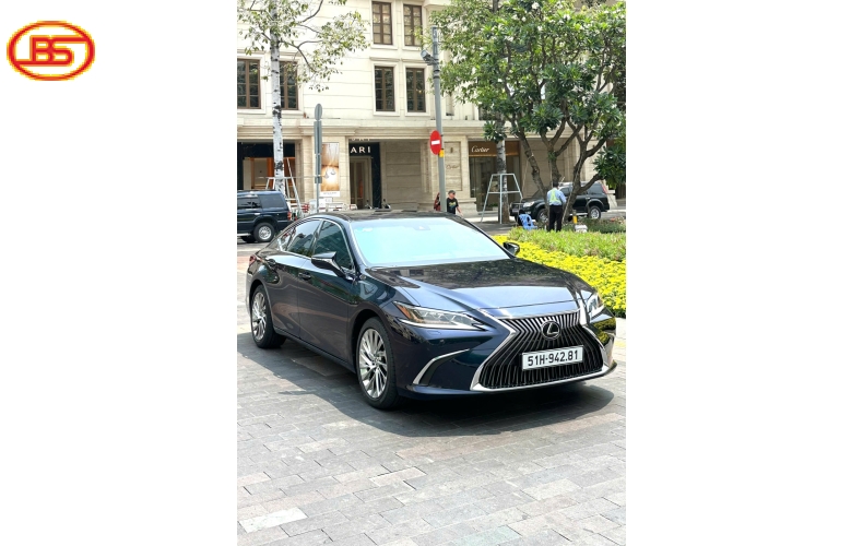 Lexus ES250 2021 lướt chỉ 32.000km