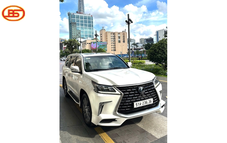Lexus LX570 T11/2015 Trung Đông odo 61.000km