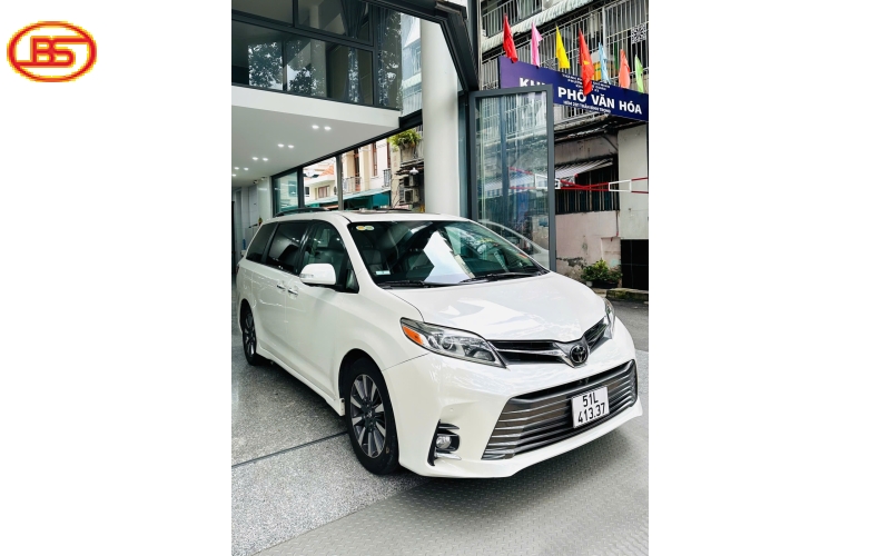 Toyota Sienna Limited 2018 đúng 61.000 km 