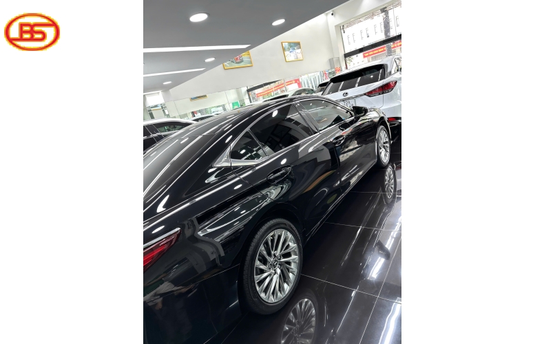 HÀNG HOT LEXUS ES250 2021 7000KM SIÊU LƯỚT