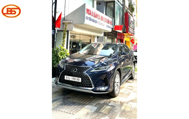 siêu phẩm RX350 xanh 2019 cập bến Lexus Lướt