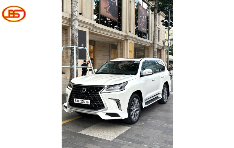 Lexus LX570 T11/2015 Trung Đông odo 61.000km