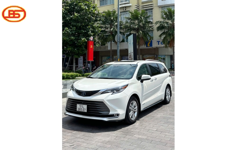 Toyota Sienna Hybrids 2021 33.000 MILES