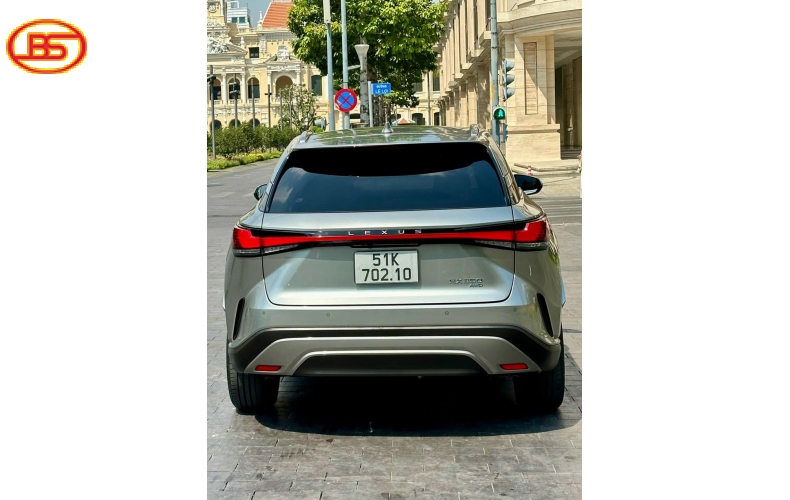 RX 350 Premium ( sản xuất 2023 ) siêu lướt 9 ngàn km, mới 99%